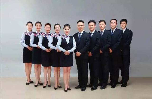 虹溪谷旅游度假区礼仪行为和员工形象规范